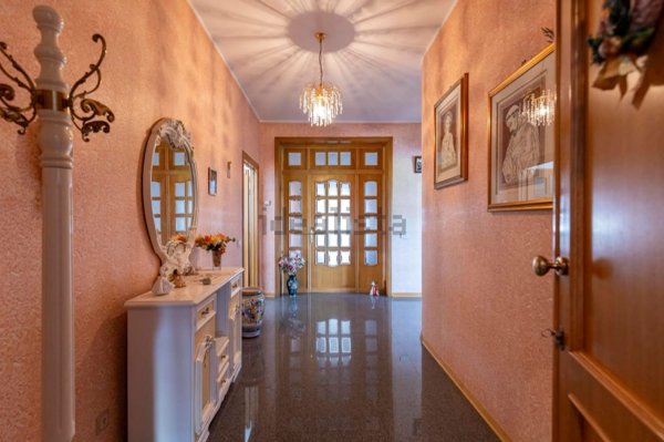 casa indipendente in vendita a Deruta in zona Fanciullata