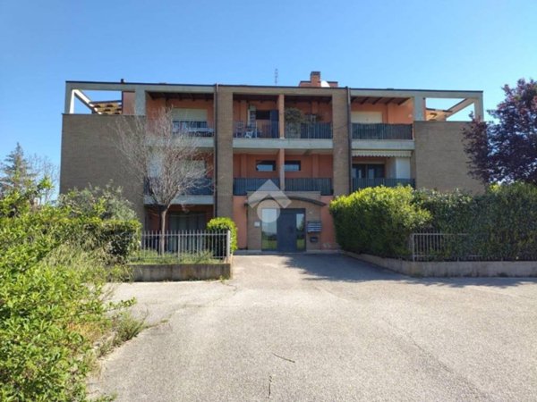 appartamento in vendita a Deruta in zona San Nicolò di Celle
