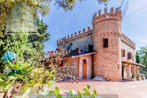 villa in vendita a Deruta in zona Castelleone
