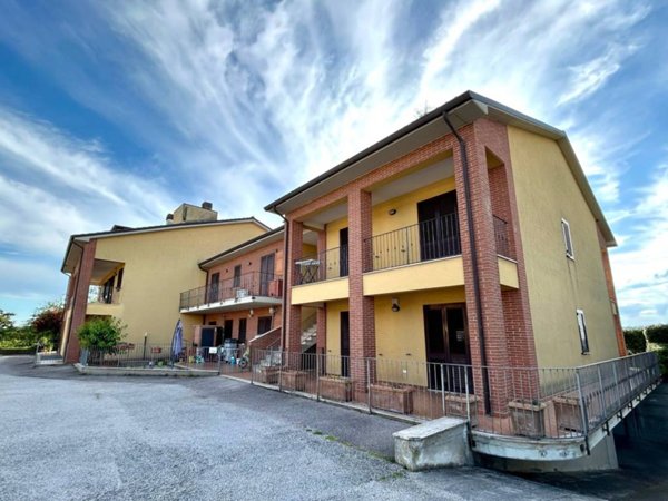 appartamento in vendita a Deruta