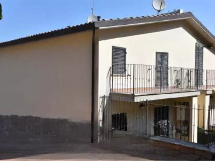 casa indipendente in vendita a Deruta