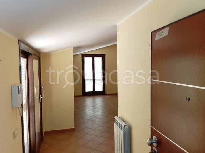 appartamento in vendita a Deruta in zona Sant'Angelo di Celle