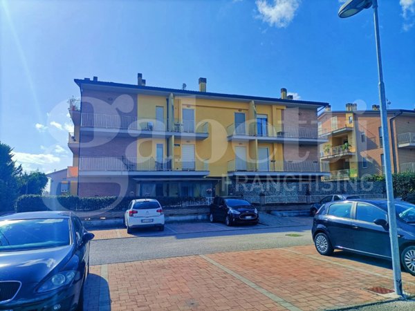 appartamento in vendita a Deruta in zona Sant'Angelo di Celle