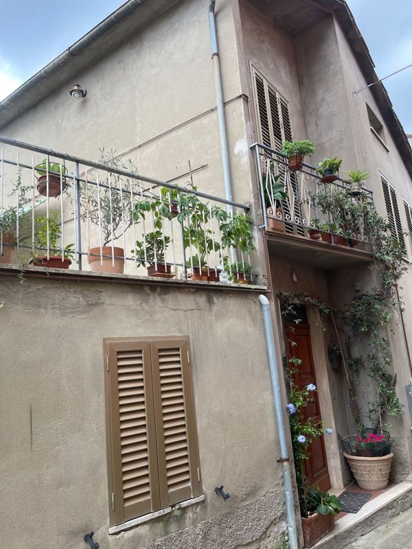 casa semindipendente in vendita a Deruta