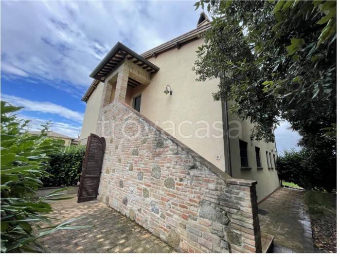 appartamento in vendita a Deruta in zona San Nicolò di Celle