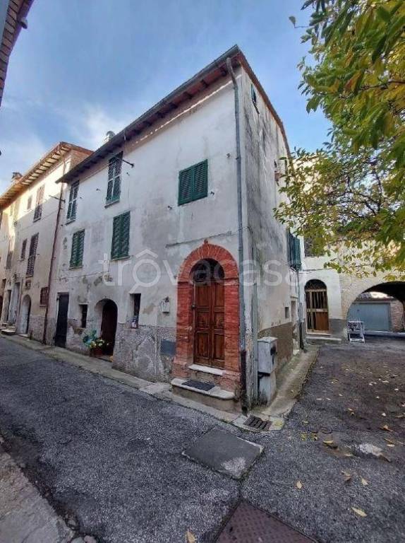 appartamento in vendita a Deruta