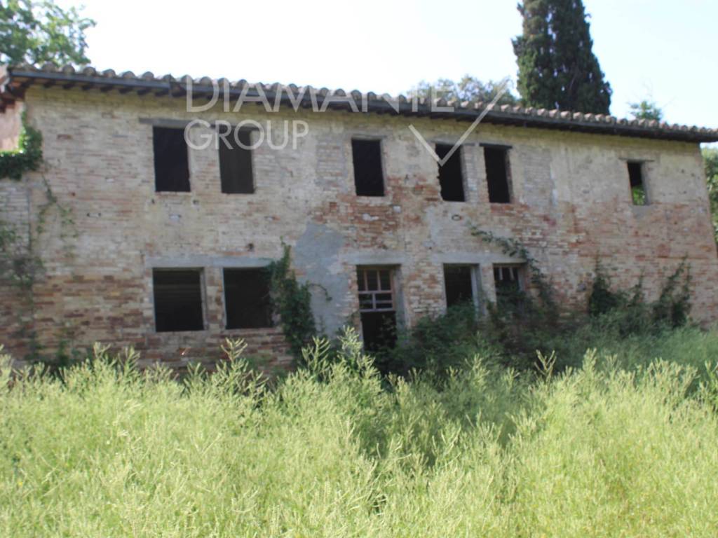casale in vendita a Deruta