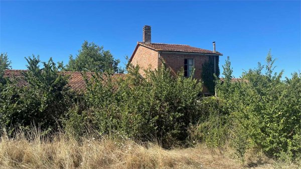 casa indipendente in vendita a Deruta in zona Casalina