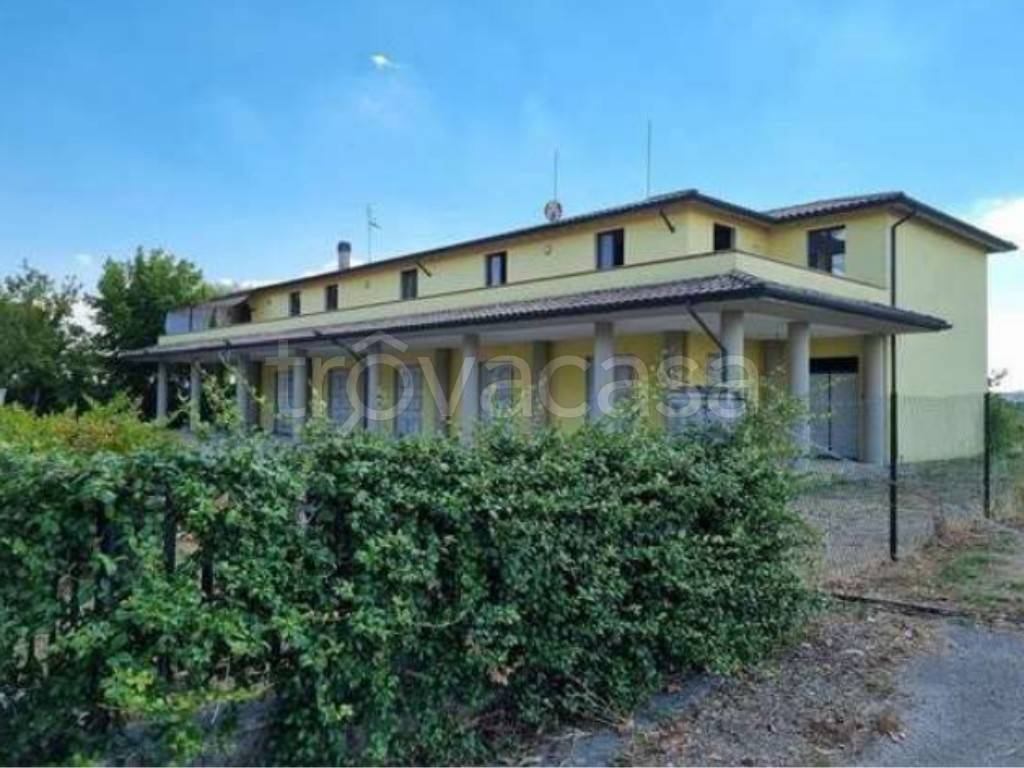 appartamento in vendita a Deruta in zona San Nicolò di Celle