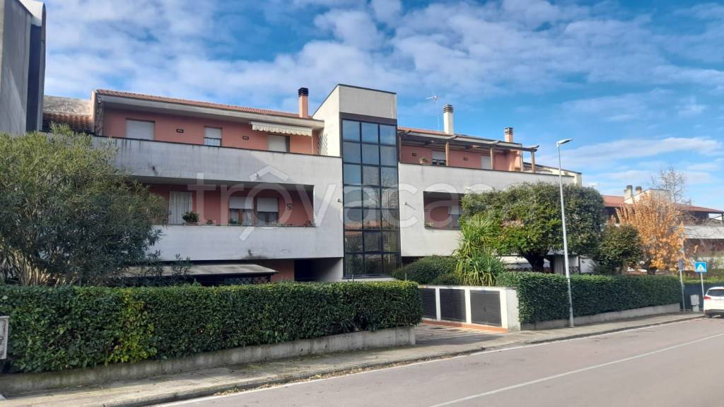 appartamento in vendita a Deruta