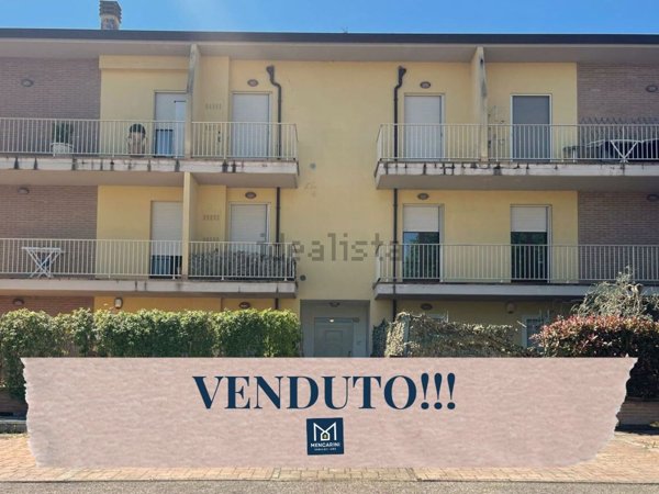 appartamento in vendita a Deruta in zona Sant'Angelo di Celle
