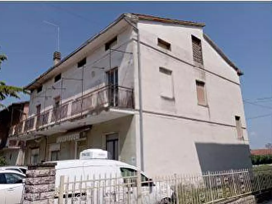 casa indipendente in vendita a Deruta in zona Sant'Angelo di Celle