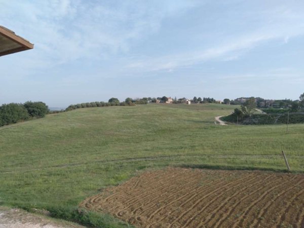casa indipendente in vendita a Deruta in zona Ripabianca