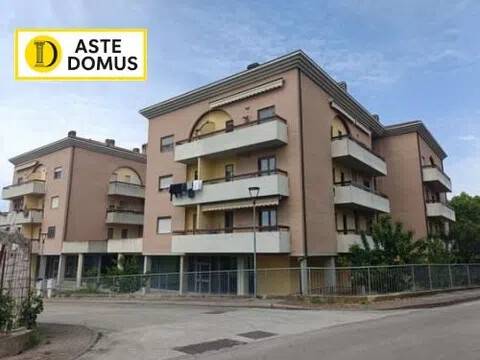 appartamento in vendita a Deruta in zona Casalina
