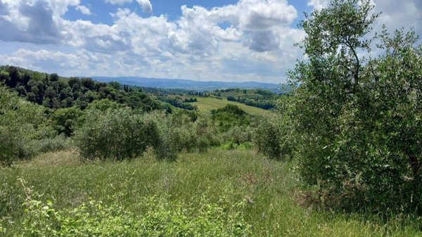 terreno edificabile in vendita a Deruta