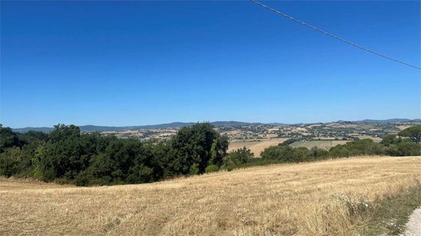 casa indipendente in vendita a Deruta in zona Casalina