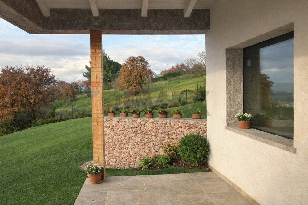 casa indipendente in vendita a Deruta