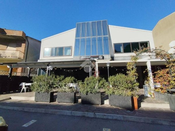 casa indipendente in vendita a Deruta