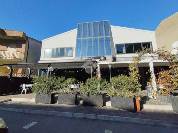 casa indipendente in vendita a Deruta