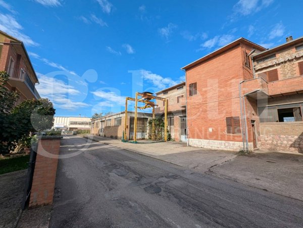 appartamento in vendita a Deruta