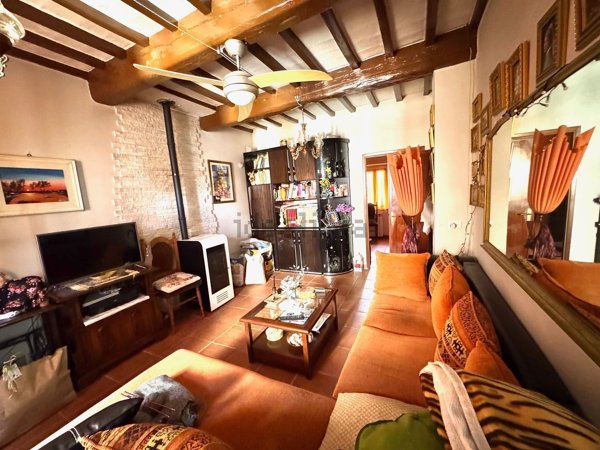 appartamento in vendita a Deruta in zona Casalina