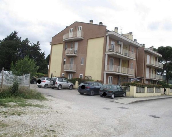 appartamento in vendita a Deruta in zona San Nicolò di Celle