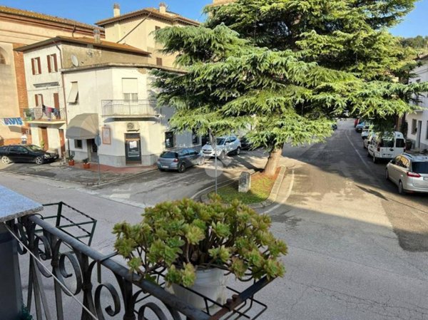 appartamento in vendita a Deruta in zona Casalina