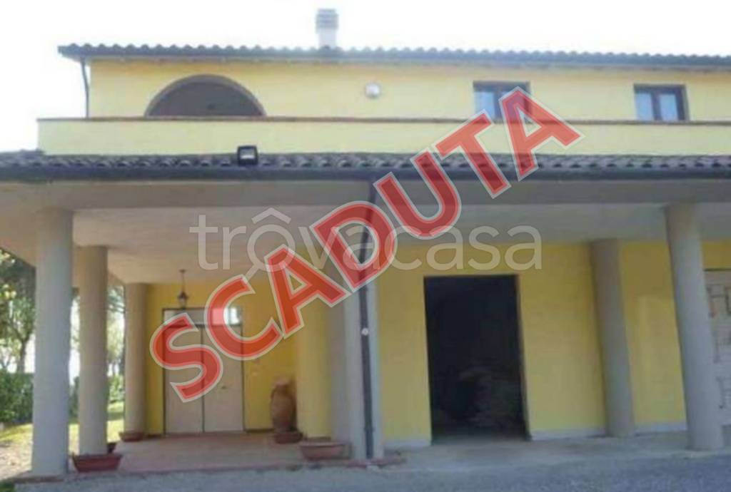 appartamento in vendita a Deruta in zona San Nicolò di Celle