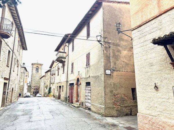 casa indipendente in vendita a Deruta in zona Castelleone