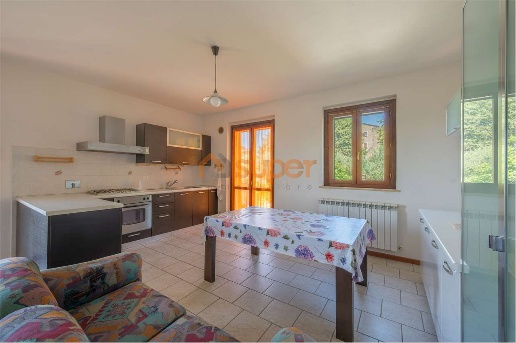 appartamento in vendita a Deruta in zona Castelleone