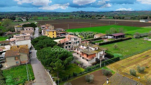 casa indipendente in vendita a Deruta in zona Fanciullata