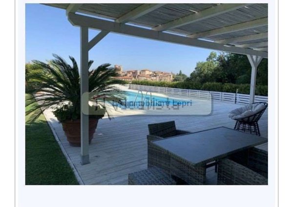 casa indipendente in vendita a Deruta