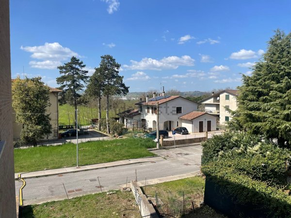 appartamento in vendita a Deruta in zona Casalina