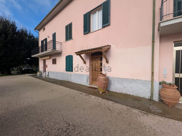 appartamento in vendita a Deruta in zona Ripabianca