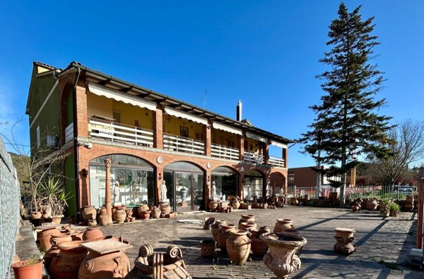 casa indipendente in vendita a Deruta