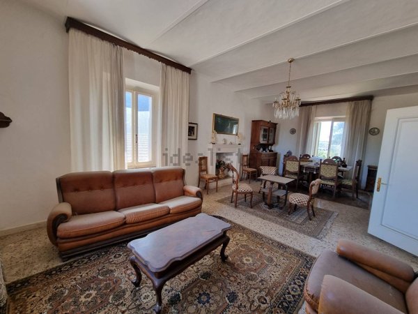 casa indipendente in vendita a Deruta in zona Ripabianca