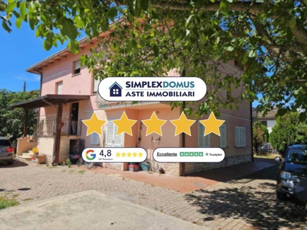 appartamento in vendita a Deruta in zona San Nicolò di Celle