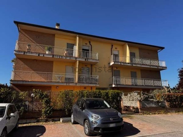 appartamento in vendita a Deruta in zona Sant'Angelo di Celle