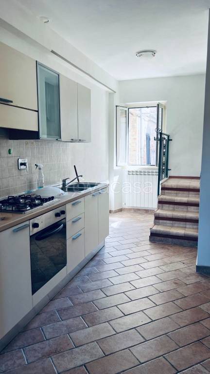 casa indipendente in vendita a Deruta in zona Casalina