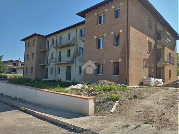 appartamento in vendita a Deruta in zona Casalina