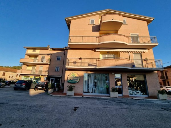 appartamento in vendita a Deruta in zona Casalina