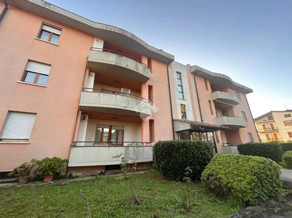 appartamento in vendita a Deruta in zona San Nicolò di Celle