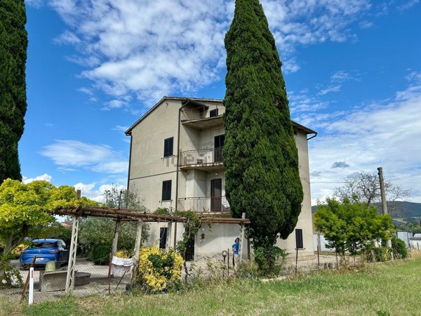 casa indipendente in vendita a Deruta in zona Fanciullata