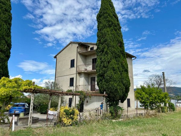 casa indipendente in vendita a Deruta in zona Fanciullata