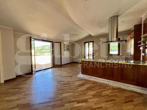 appartamento in vendita a Deruta