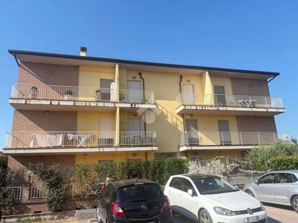 appartamento in vendita a Deruta in zona Sant'Angelo di Celle