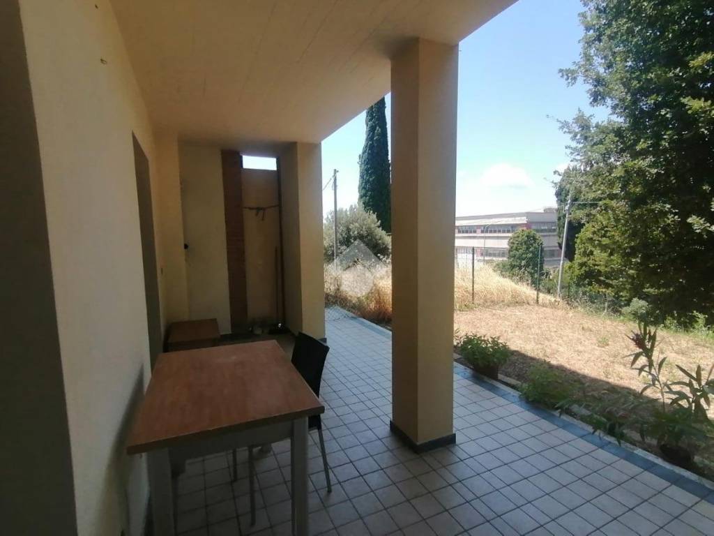 appartamento in vendita a Deruta in zona Ponte Nuovo