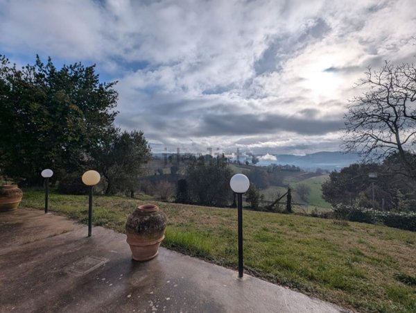 appartamento in vendita a Deruta in zona Ripabianca
