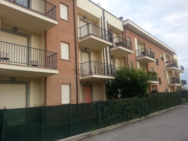 appartamento in vendita a Deruta in zona San Nicolò di Celle