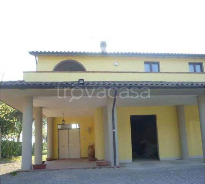 casa indipendente in vendita a Deruta